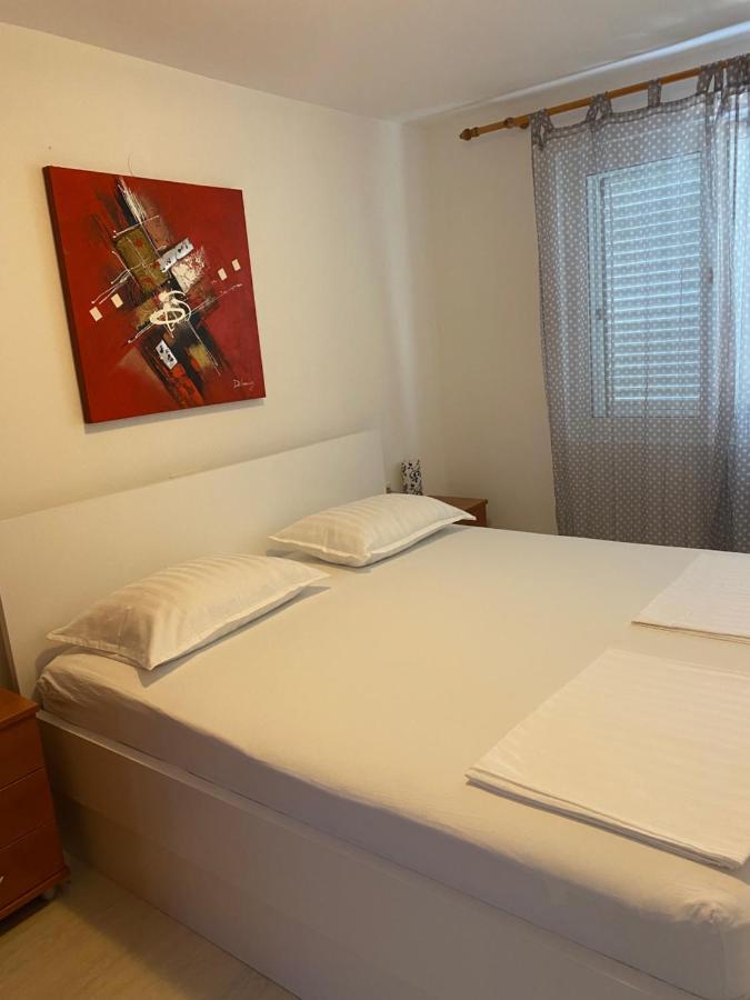 Apartments Nautica Barbat na Rabu Eksteriør billede