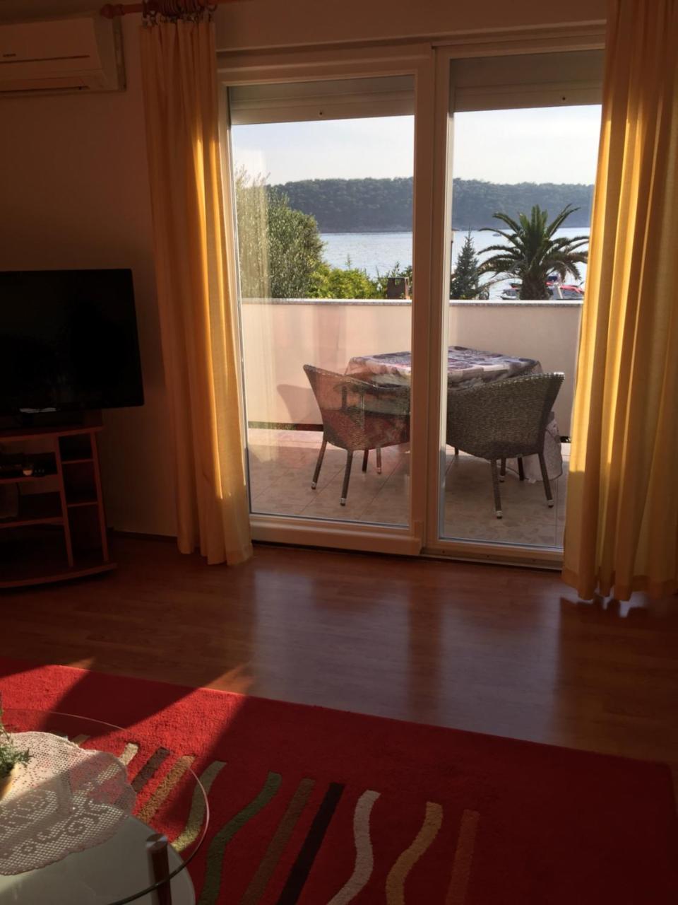 Apartments Nautica Barbat na Rabu Eksteriør billede